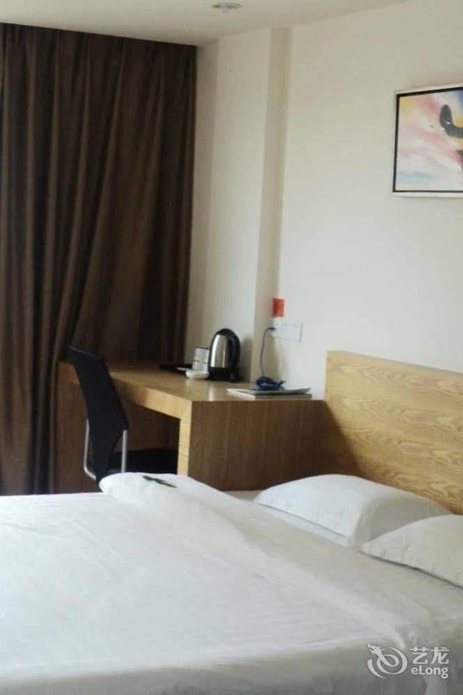 Loft Inn Qingyuan Lianjiang Road Branch Qingyuan (Guangdong) Exterior foto